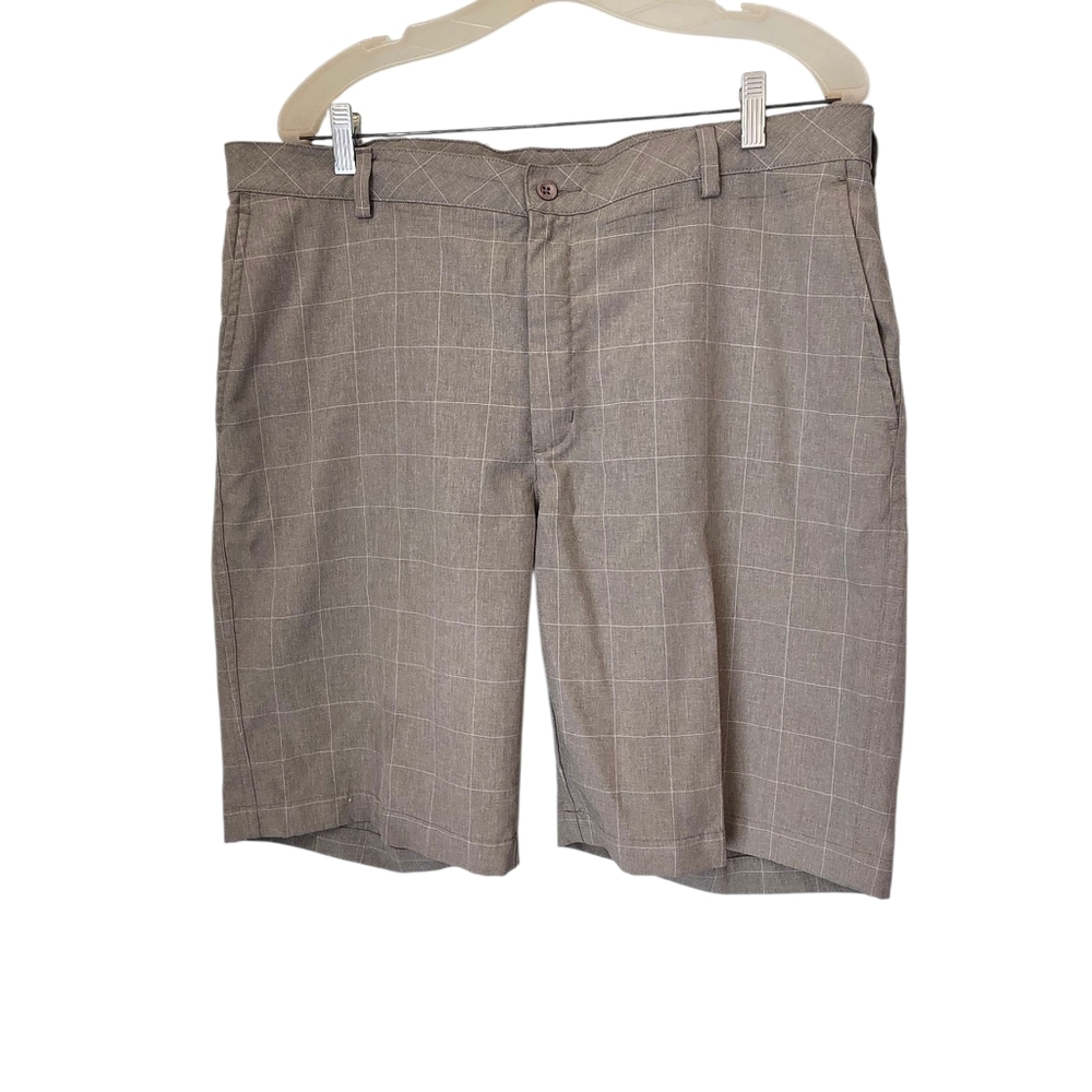 Ping Men's Beige Checkered Flat Front Golf  Shorts Sz 38